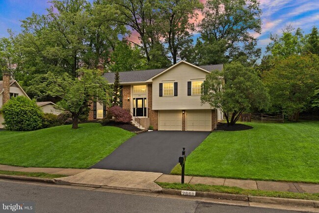 2660 Oakton Glen Dr in Vienna, VA - Building Photo - Building Photo