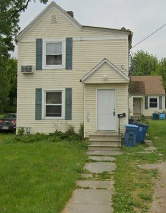 1322 Brownell Ave in Lorain, OH - Building Photo