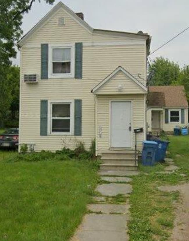 property at 1322 Brownell Ave