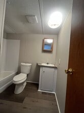 1241 W Georgia Rd in Woodruff, SC - Building Photo - Building Photo