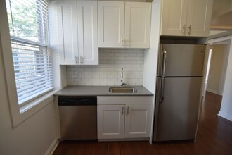 3802 N Pine Grove Ave, Unit 3 in Chicago, IL - Building Photo - Building Photo