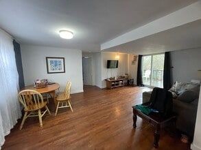 298 Douglas Av in Saint John, NB - Building Photo - Building Photo
