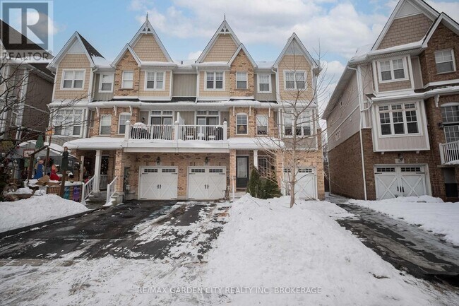 property at 37 Durksen Dr