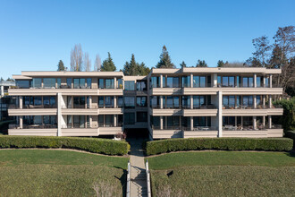 Kelsey Estate in Kirkland, WA - Building Photo - Building Photo