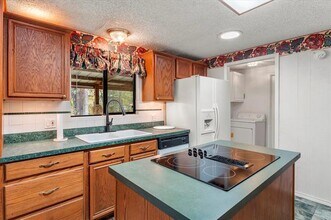 602 Legendary Ln in Gun Barrel City, TX - Foto de edificio - Building Photo