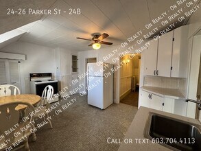 24-26 Parker St in Laconia, NH - Foto de edificio - Building Photo