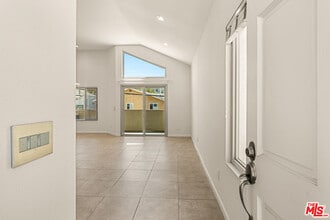 3954 Bancroft St in San Diego, CA - Building Photo - Building Photo
