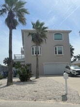 100 Marlin Dr in Ormond Beach, FL - Building Photo - Building Photo