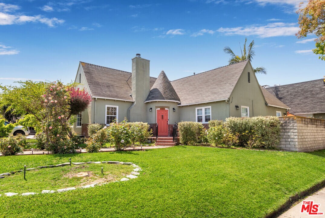 1501 Reeves St in Los Angeles, CA - Building Photo
