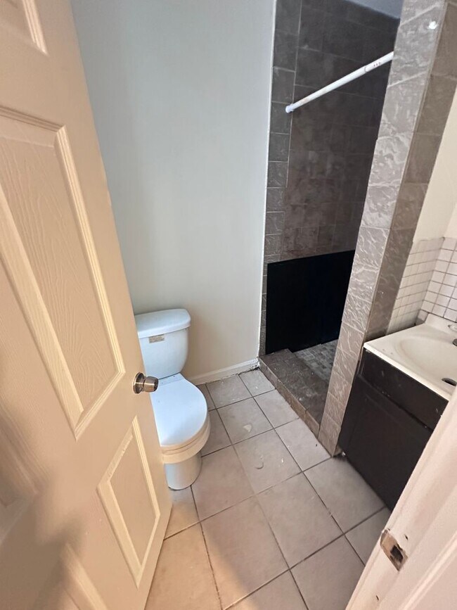 5019 Walnut St in Philadelphia, PA - Building Photo - Building Photo