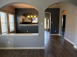 118 Almquist St in Hutto, TX - Building Photo - Building Photo