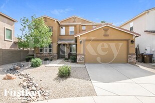 837 E Cierra Cir in San Tan Valley, AZ - Building Photo