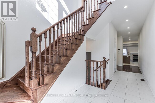 118 Livante Ct in Markham, ON - Building Photo - Building Photo