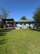 1007 Emery St in Denton, TX - Building Photo - Building Photo