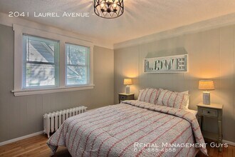 2041 Laurel Ave in St. Paul, MN - Building Photo - Building Photo