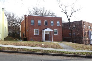 3220 28th St SE in Washington, DC - Building Photo