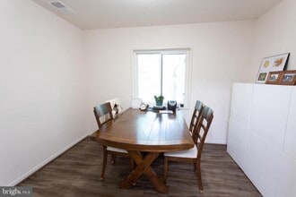 1540 Northgate Square in Reston, VA - Building Photo - Building Photo