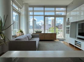 1017 Jackson Ave, Unit #6C in Long Island City, NY - Building Photo