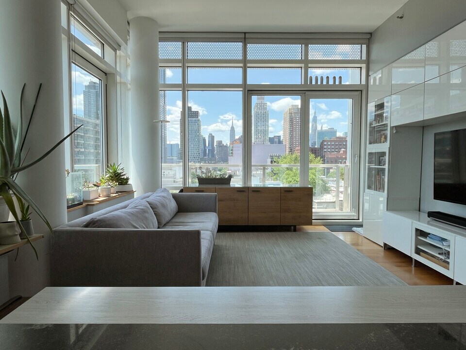 1017 Jackson Ave, Unit #6C in Long Island City, NY - Foto de edificio