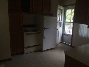 19162 Beech Daly-Unit -Apt 2 in Redford, MI - Building Photo - Building Photo