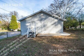 430 W Lake Dr in Bessemer, AL - Building Photo - Building Photo