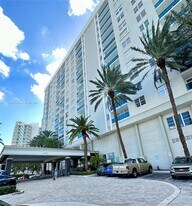 6770 Indian Creek Dr in Miami, FL - Building Photo