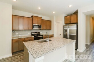 1545 Palo Verde Wy in Leander, TX - Foto de edificio - Building Photo