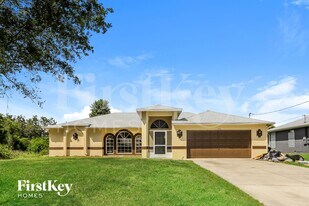 2166 Boca Chica Ave in North Port, FL - Building Photo