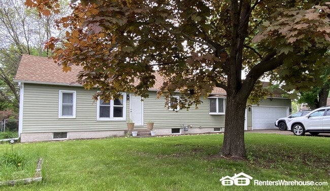 property at 1317 S Diamond Lake Rd