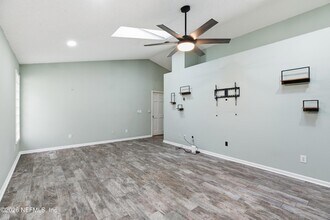 1662 Evans Dr S in Jacksonville Beach, FL - Building Photo - Building Photo