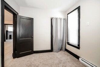 98-100-100 N Hague Ave in Columbus, OH - Building Photo - Building Photo