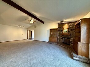2212 Sandy Creek Trail in Edmond, OK - Building Photo - Building Photo