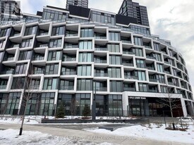 1 Kyle Lowry Rd in Toronto, ON - Building Photo