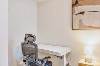 2122 3rd Ave N in Seattle, WA - Building Photo - Building Photo