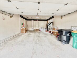 30684 Tanglewood Trl, Unit 16R in Farmington Hills, MI - Building Photo - Building Photo