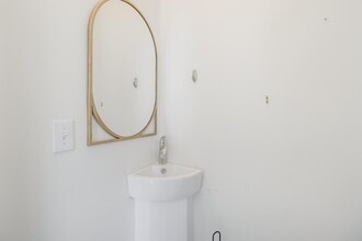 2207 Government St in Ocean Springs, MS - Building Photo - Building Photo