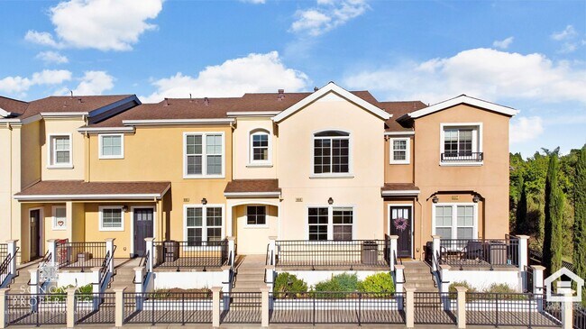 896 Lyon St in Sonoma, CA - Building Photo - Building Photo