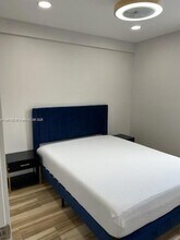 922 NW 2nd St in Miami, FL - Foto de edificio - Building Photo