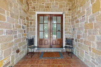 102 Kildrummy Ln in Austin, TX - Building Photo - Building Photo