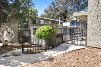 9094 Harness St in Spring Valley, CA - Building Photo - Primary Photo