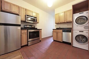 549 Bergen St in Brooklyn, NY - Building Photo