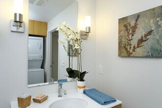 288 106th Ave NE in Bellevue, WA - Building Photo - Building Photo