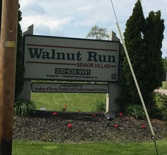 Walnut Run Senior Villas in Cortland, OH - Building Photo - Building Photo