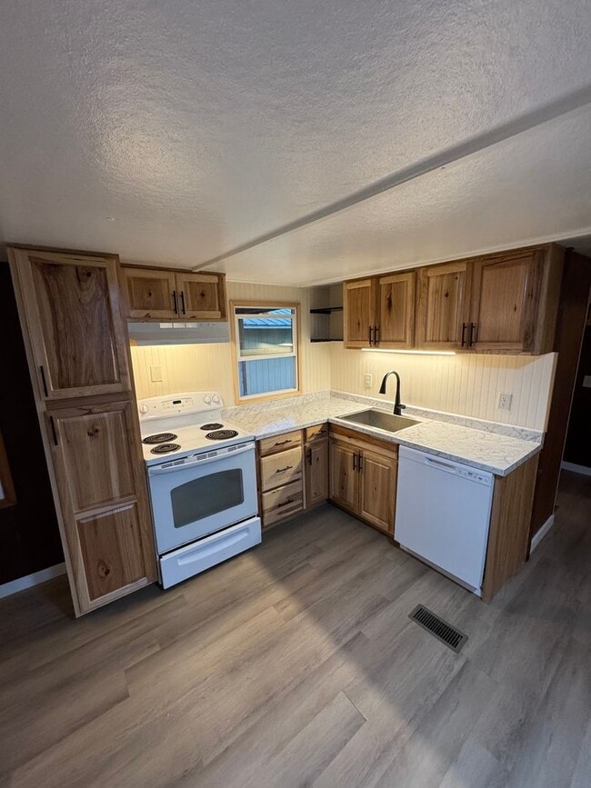 property at 4930 NE Dawn Ln
