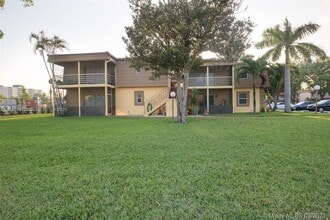8900 NW 38th Dr in Coral Springs, FL - Building Photo - Building Photo