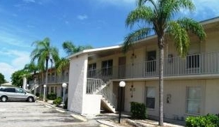 3705 Country Club Blvd Apartments