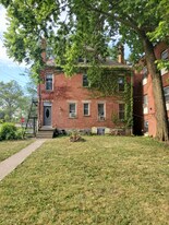 462 King Ave in Columbus, OH - Building Photo