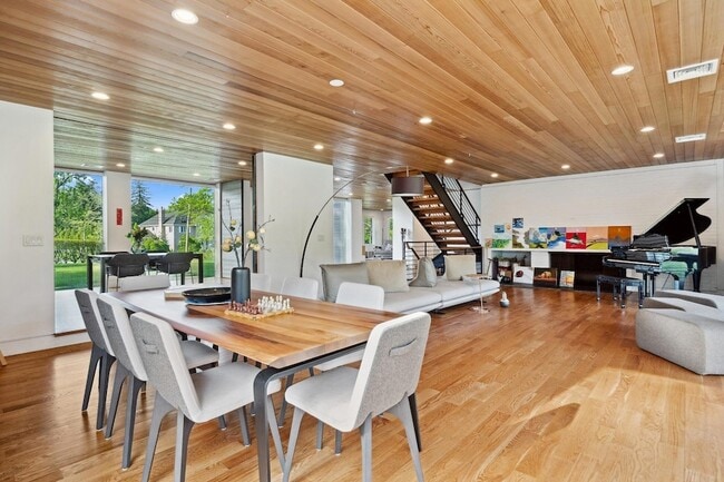 50 Sheldrake Rd in Scarsdale, NY - Building Photo - Building Photo