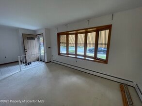 708 Woodmere Ave in Olyphant, PA - Building Photo - Building Photo