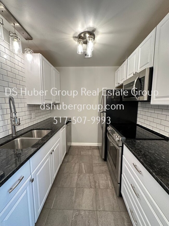 property at 5400 Maple Ridge Rd